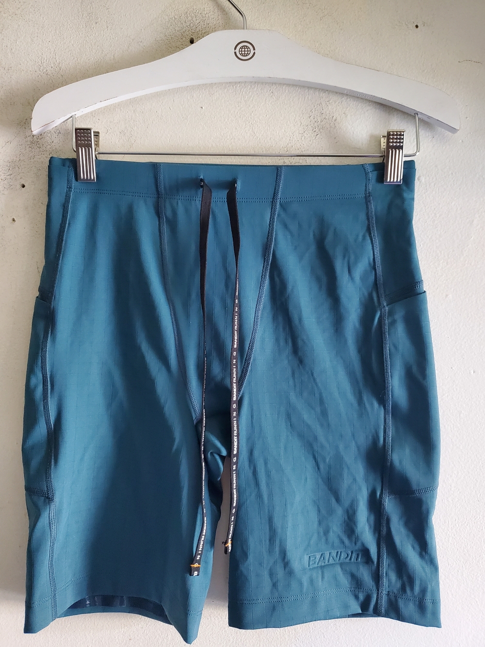 Bandit Gridlock Men's 1/2 Tight Size Medium.